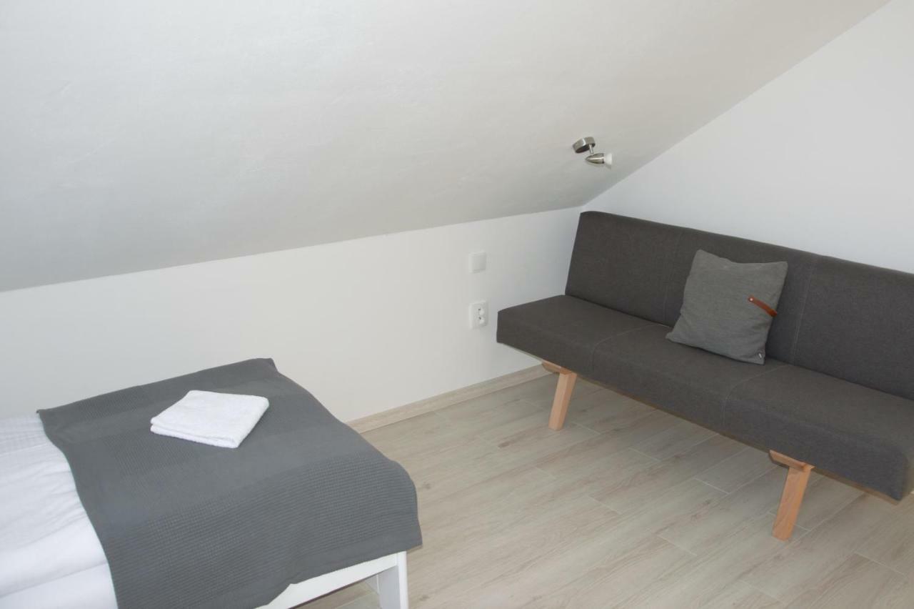 Apartmany Charlie Bešeňová エクステリア 写真